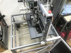 cnc mašina